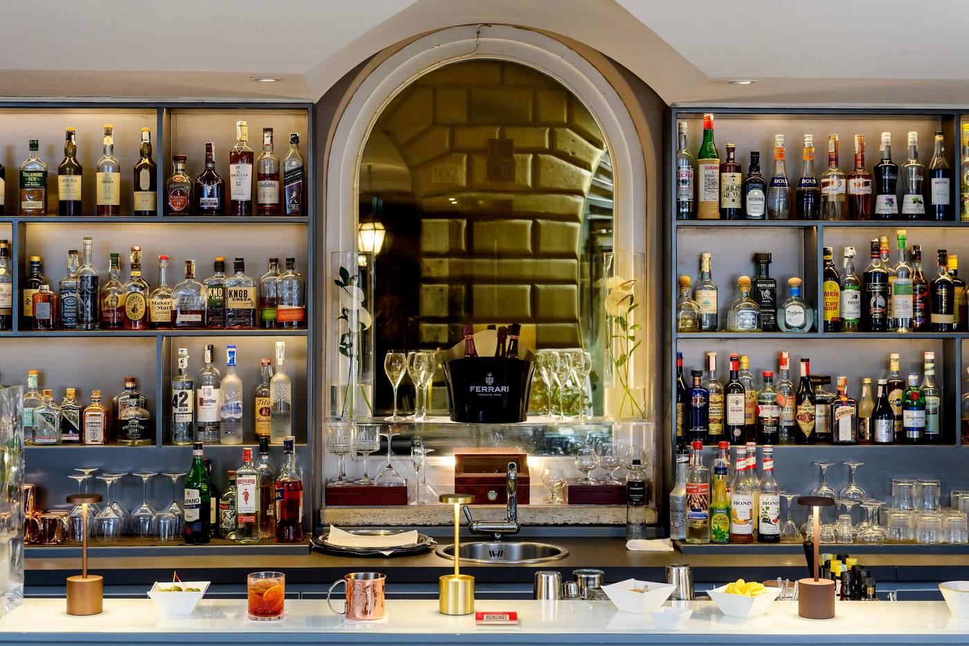 Indigo-Hotel-Rome---St--George-Bar-15