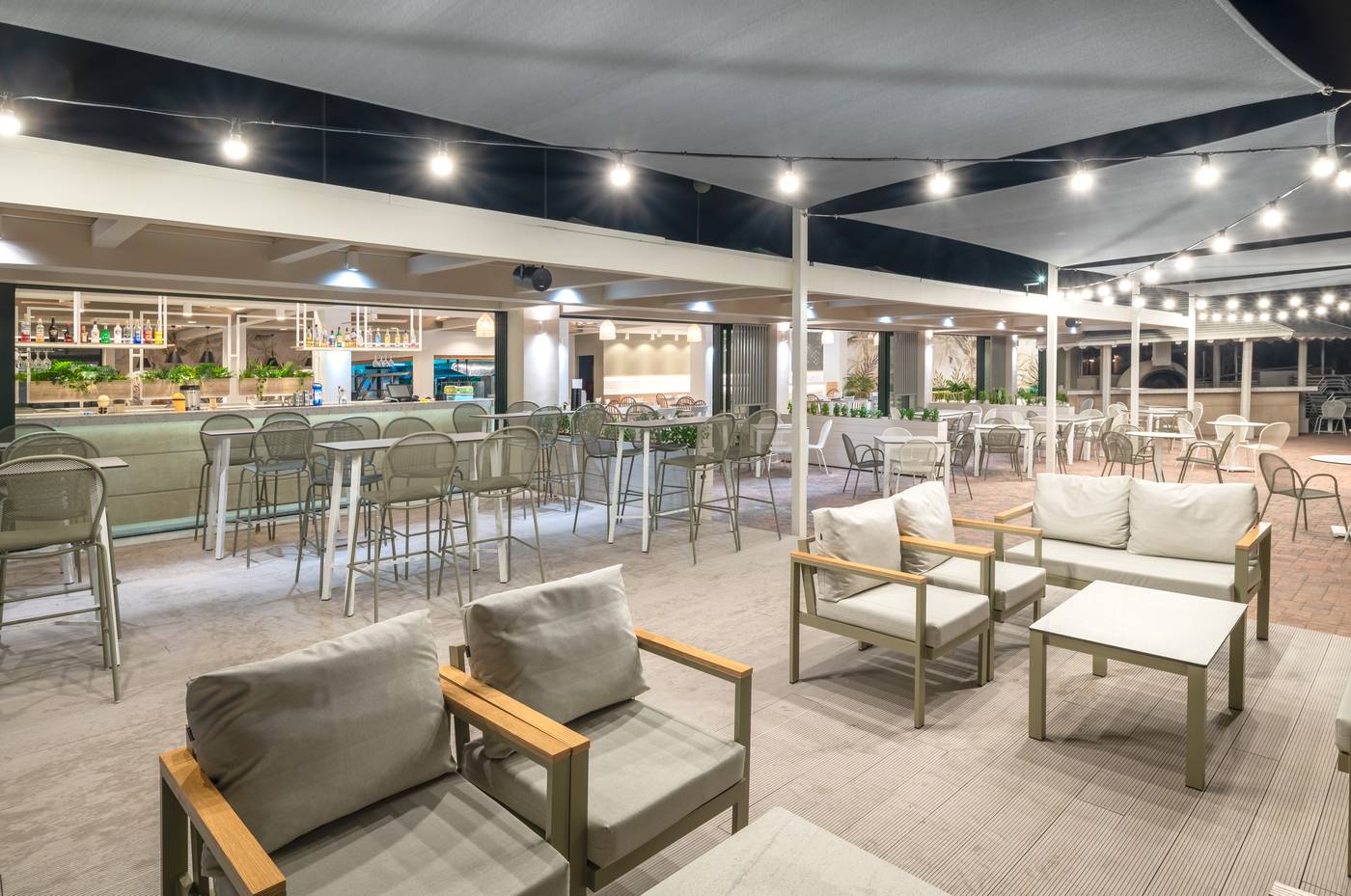 Iolida-Beach-Restaurant-23