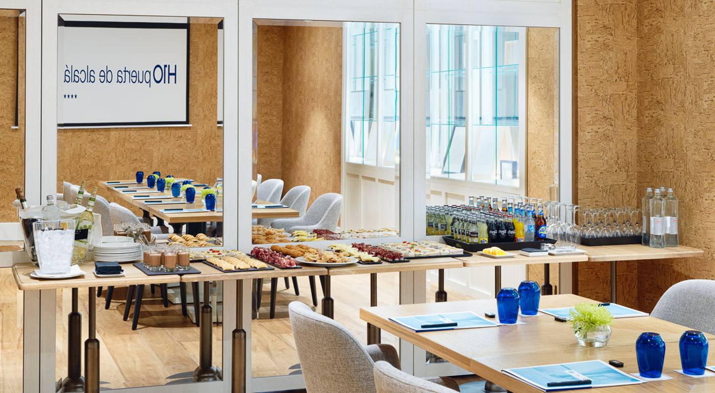 H10-Puerta-de-Alcala-Conferences-43