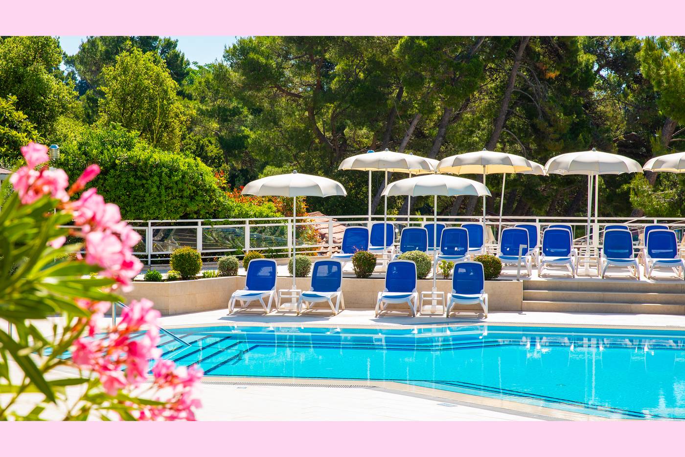 Aminess-Grand-Azur-Hotel-Pool-18