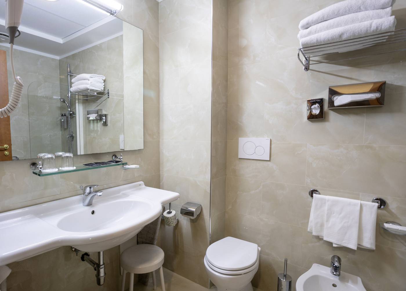 Grand-Hotel-Tiberio-Room-49