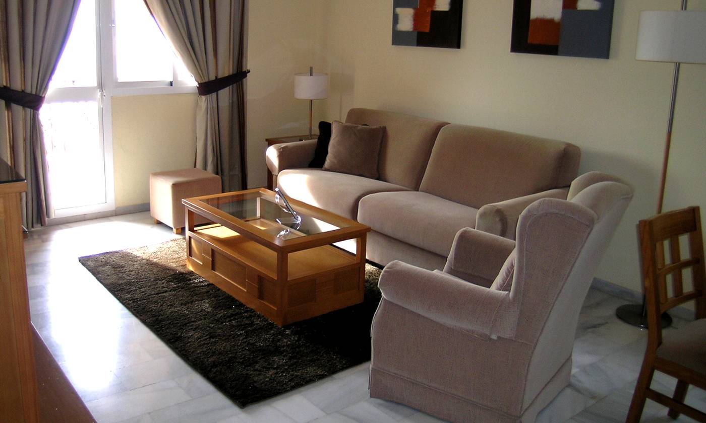 Macdonald-Dona-Lola-Room-19