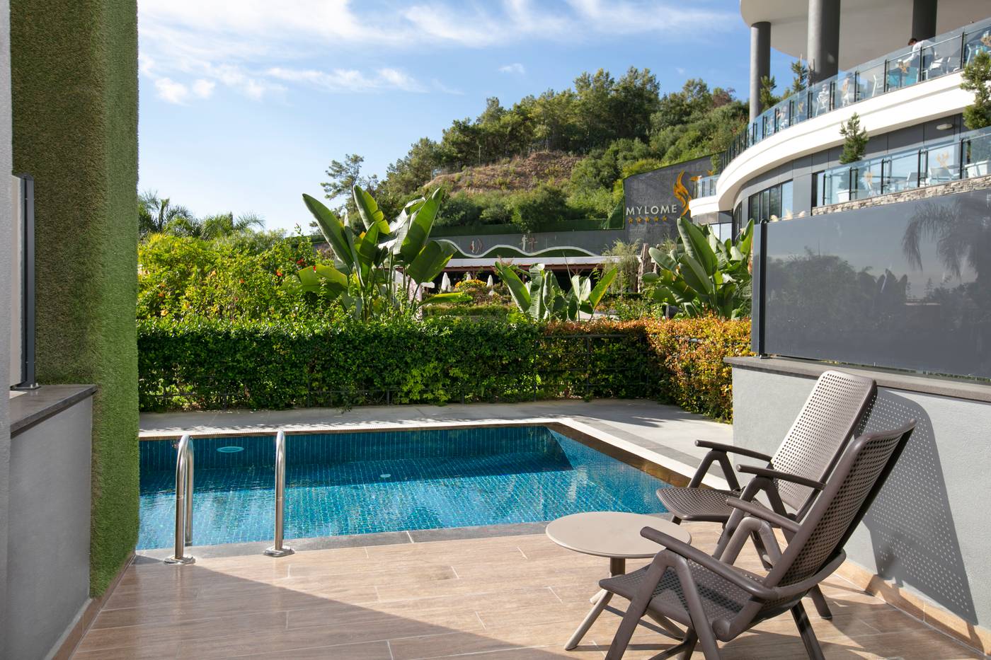 Mylome Luxury Hotel & Resort