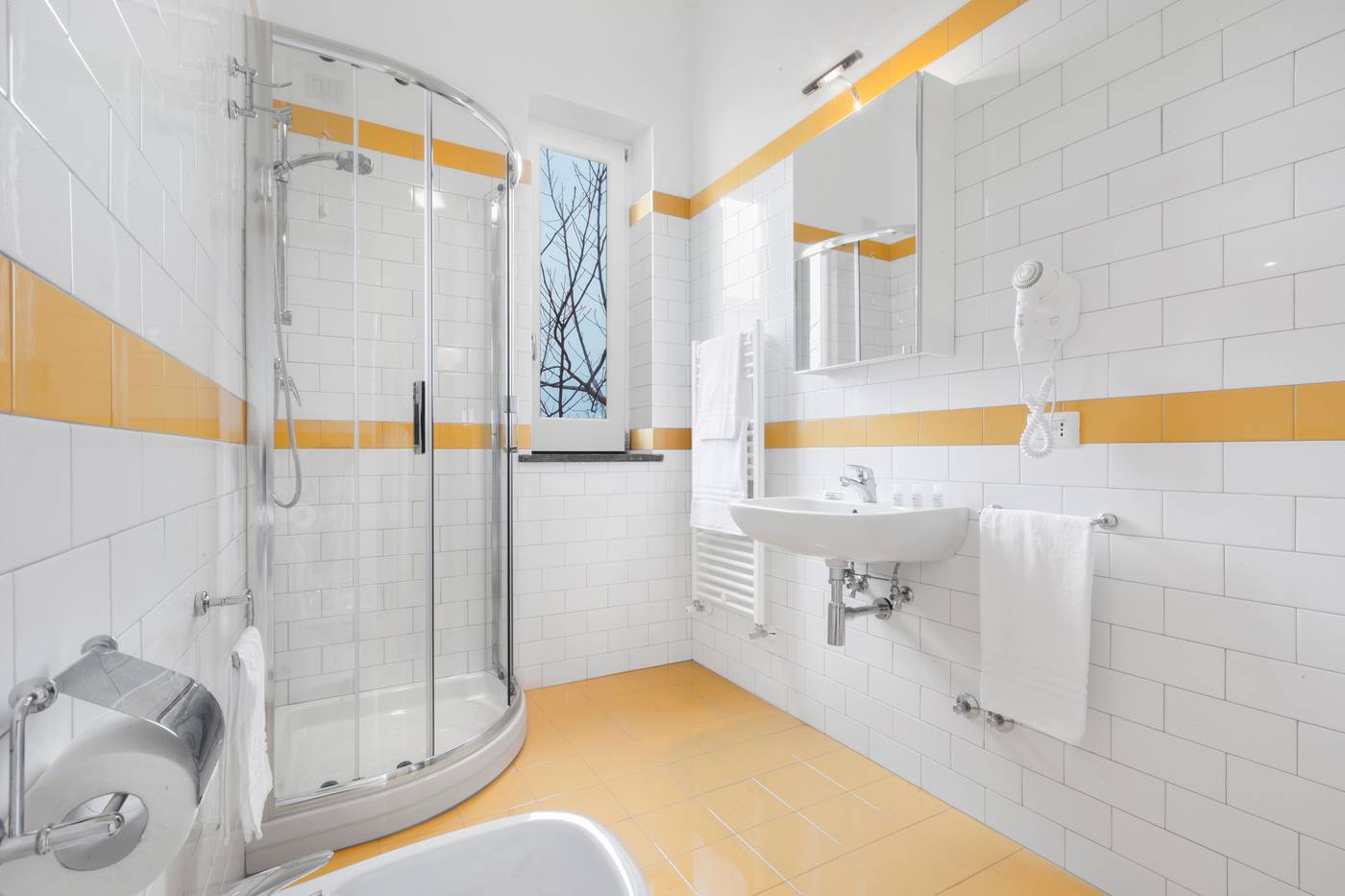 Unconventional-Sorrento-Coast-Room-41