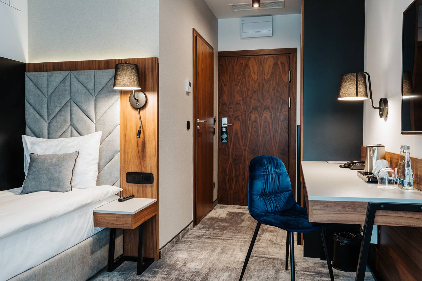 Garden-Square-Hotel-Room-22