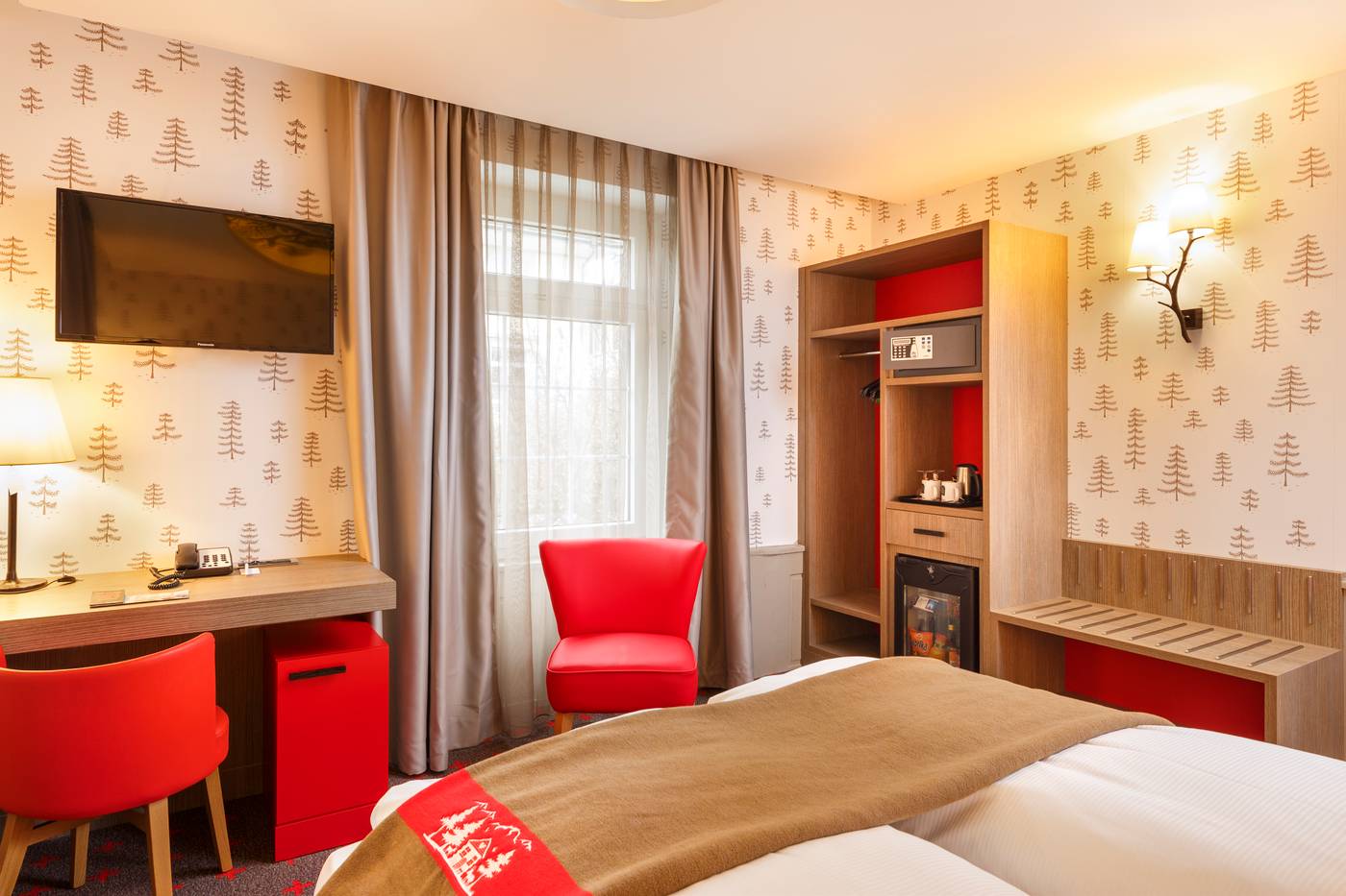 Swiss Night by Fassbind-Switzerland-Zurich-Room-8