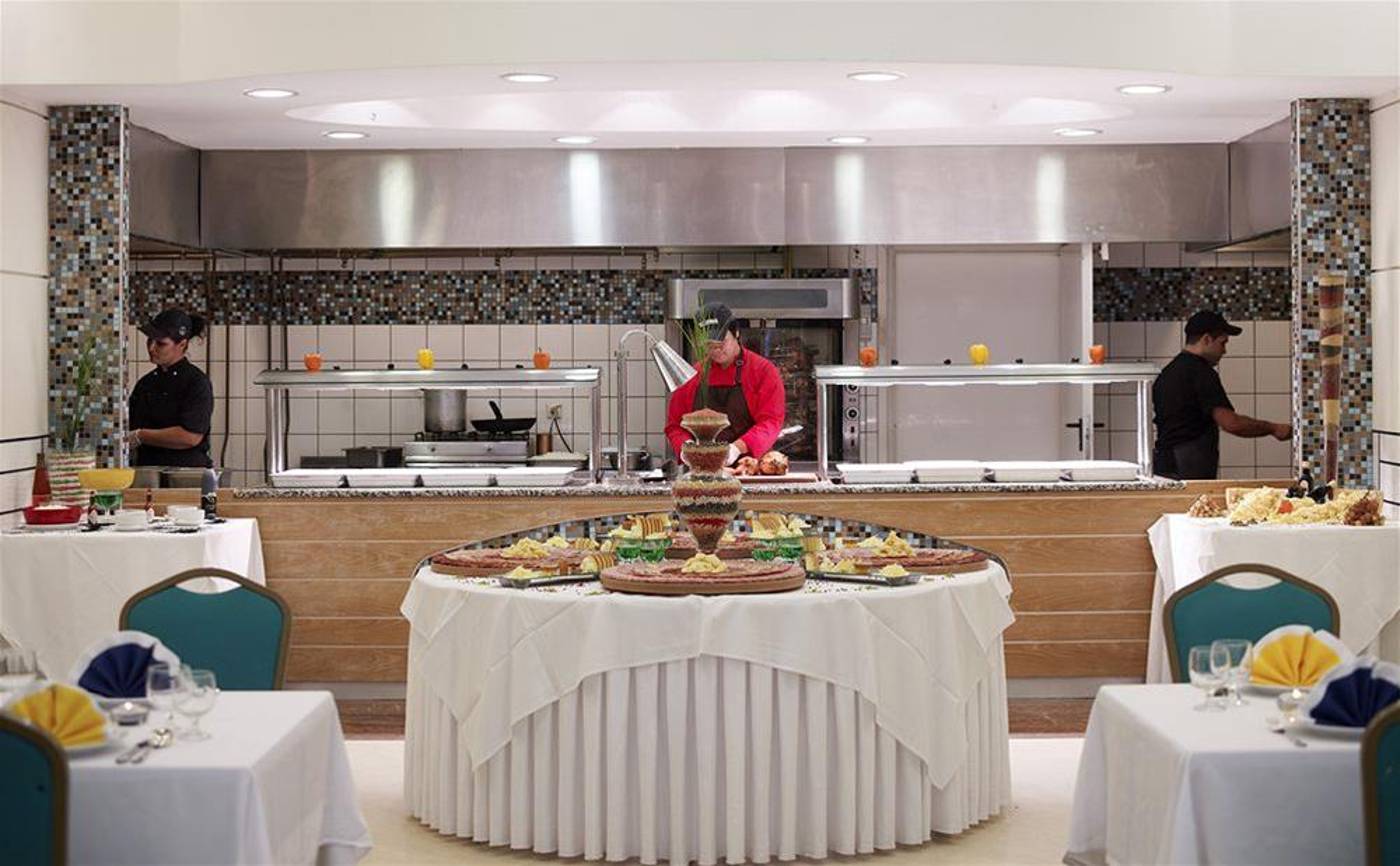 Esperides-Beach-Restaurant-48