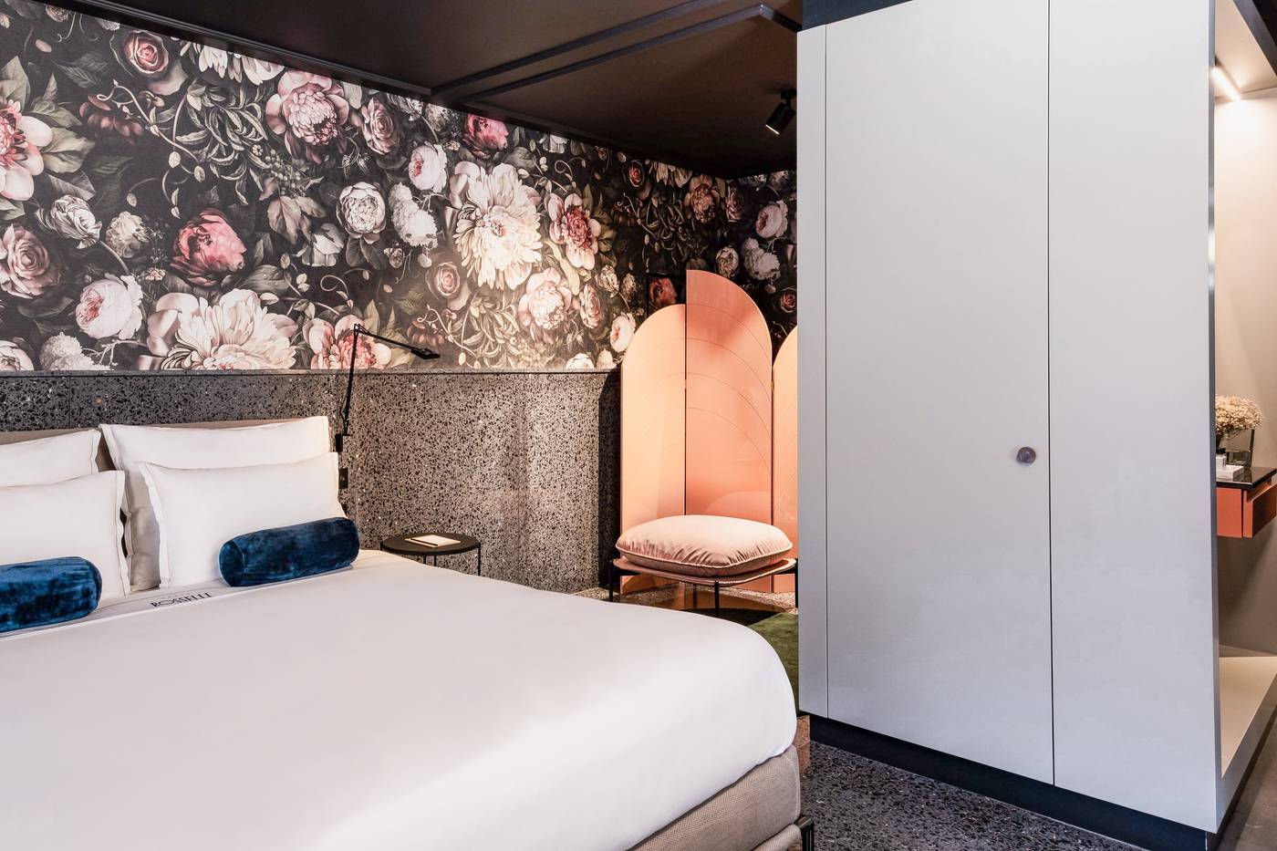 Rosselli-Ax-Privilege-Room-22