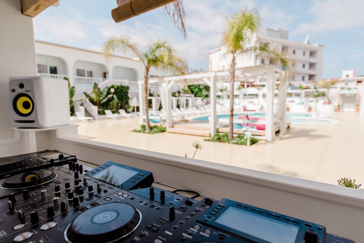 The-Beach-Star-Ibiza-Sports-and-Entertainment-19