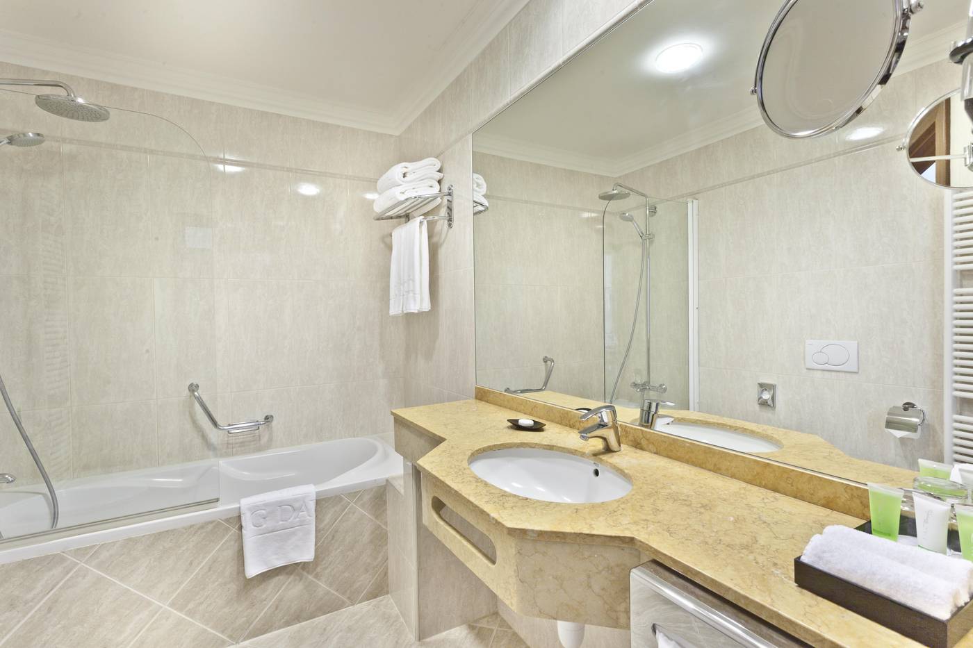 Kosher-Hotel-King-David-Room-23