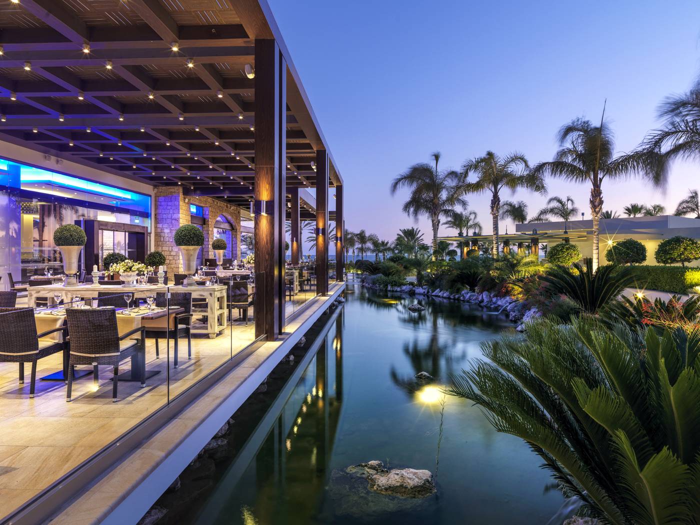 Olympic-Lagoon-Resort-Paphos-Restaurant-12