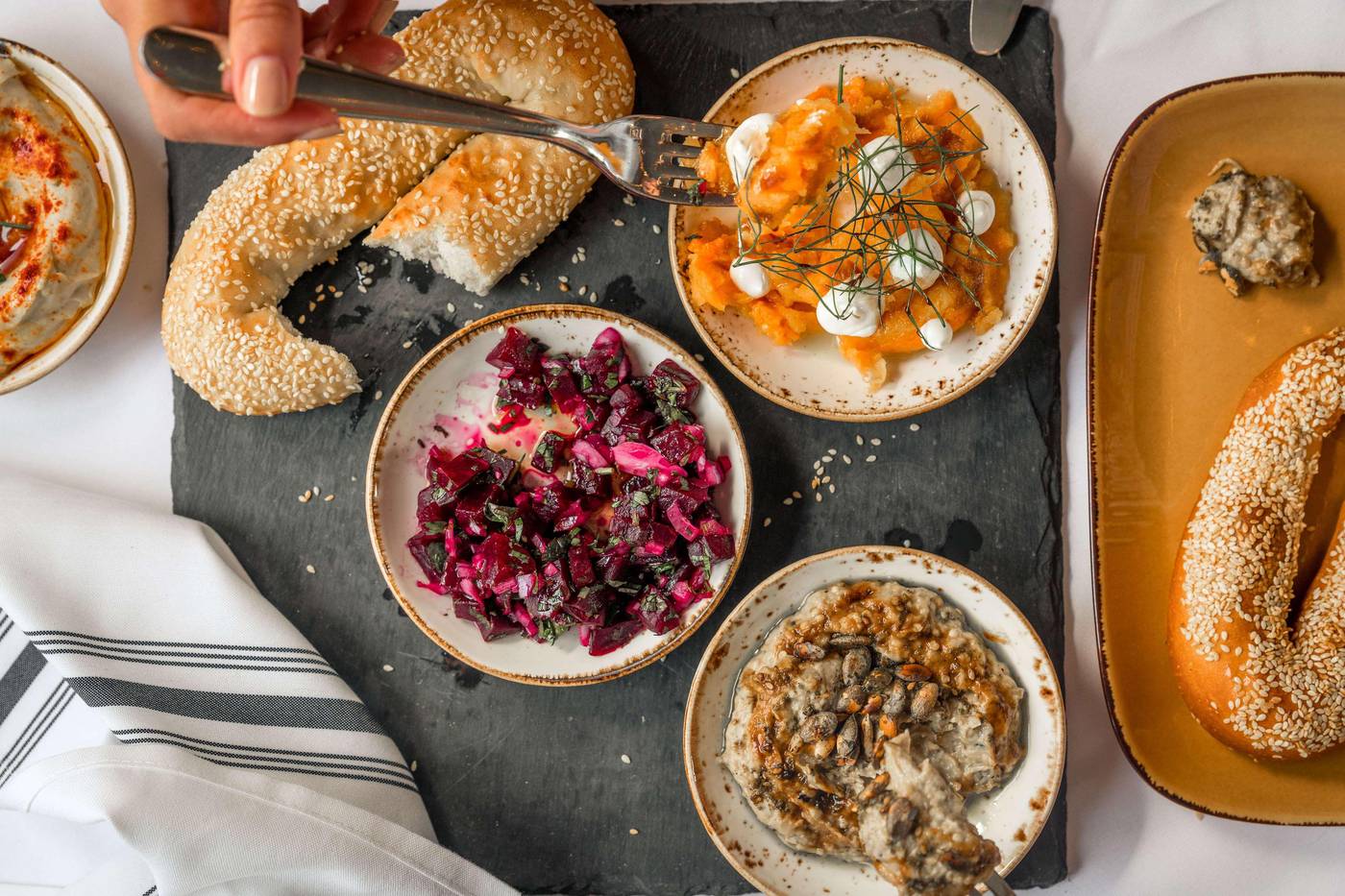 Yotel-New-York-Times-Square-Restaurant-52