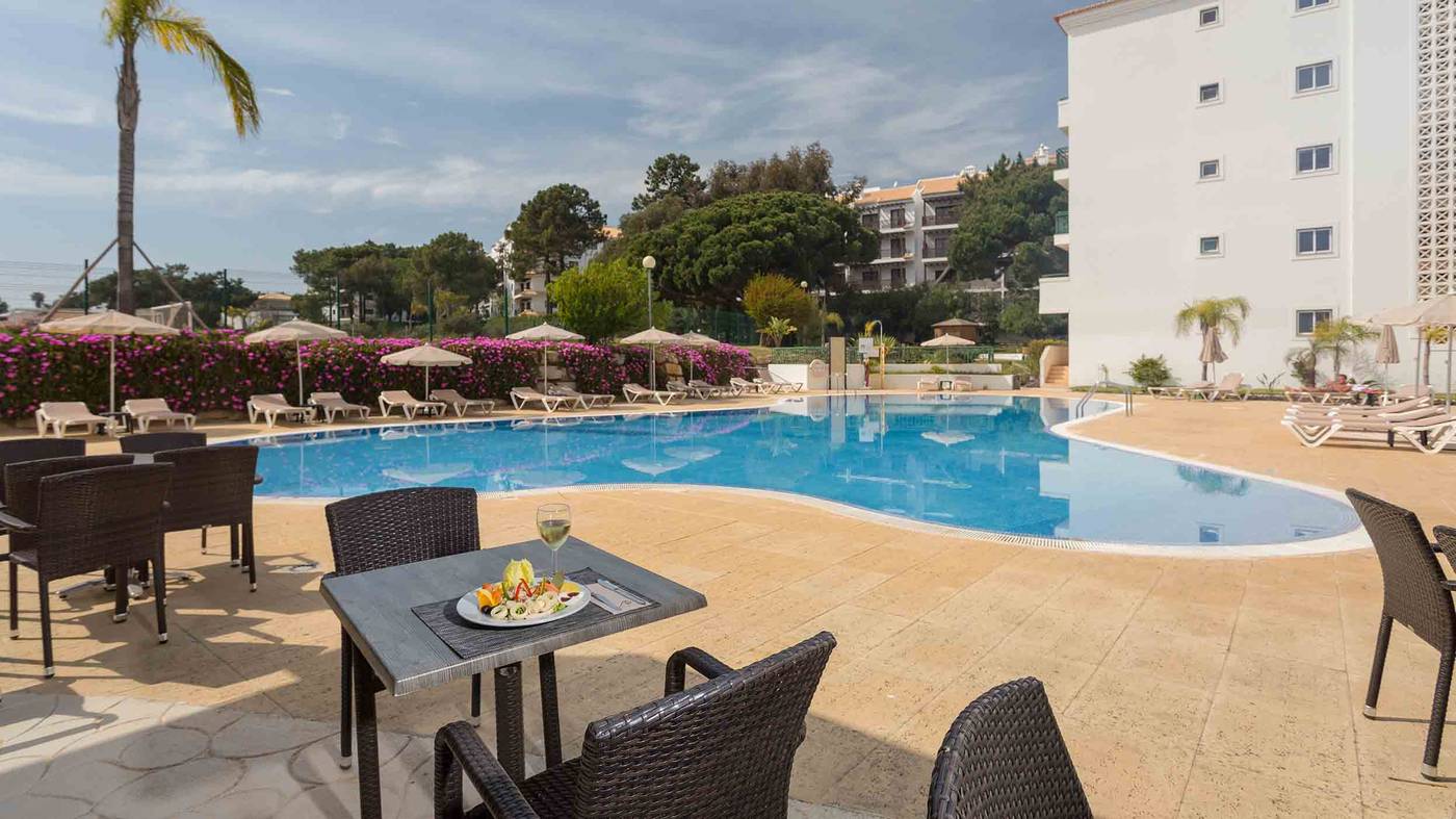 AP-Victoria-Sports---Beach-Terrace-9