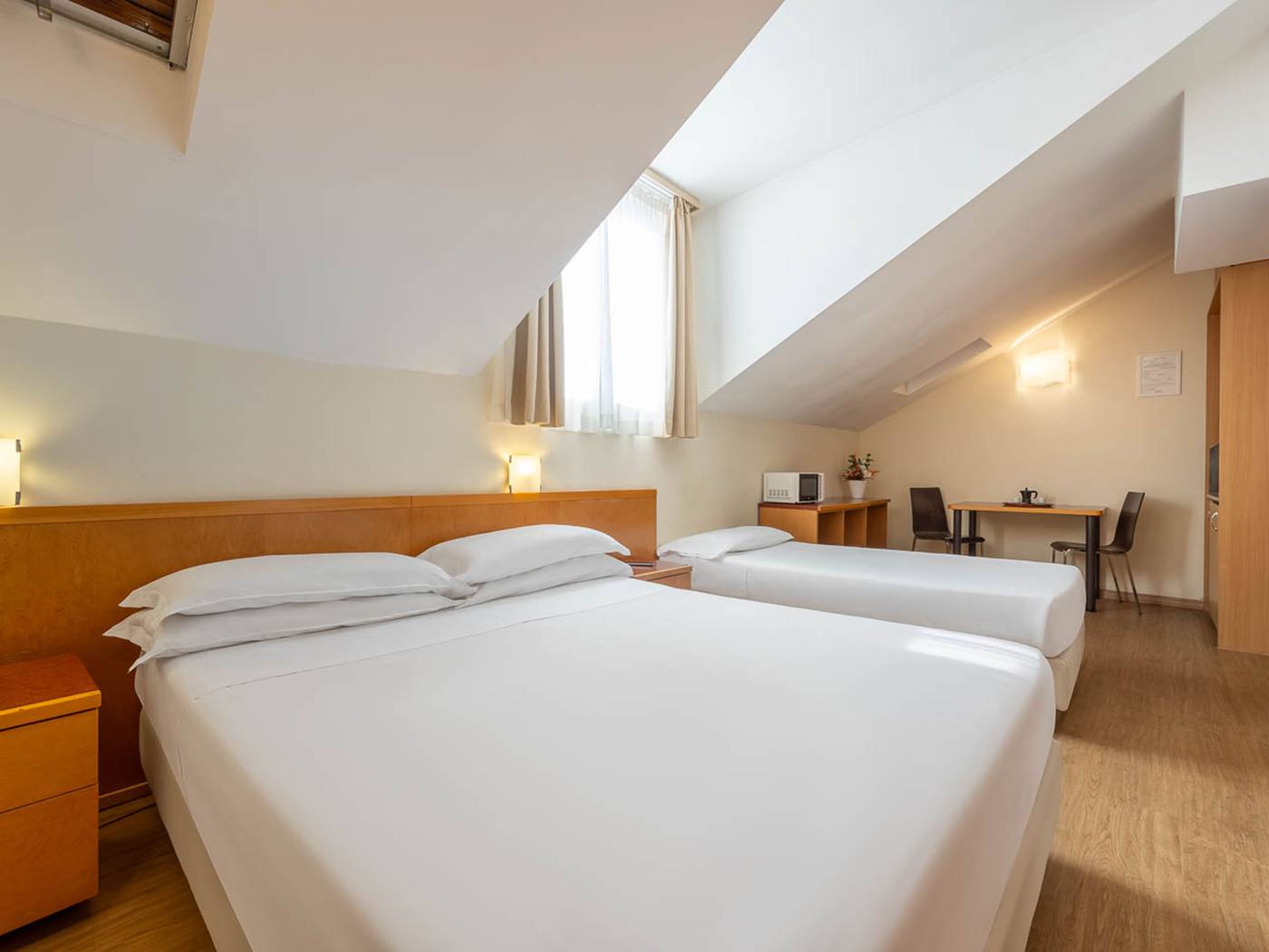 iH-ApartHotel-Milano-Argonne-Park-Room-18