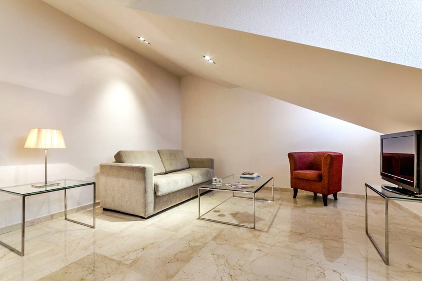 Exe-Suites-33-General-view-9