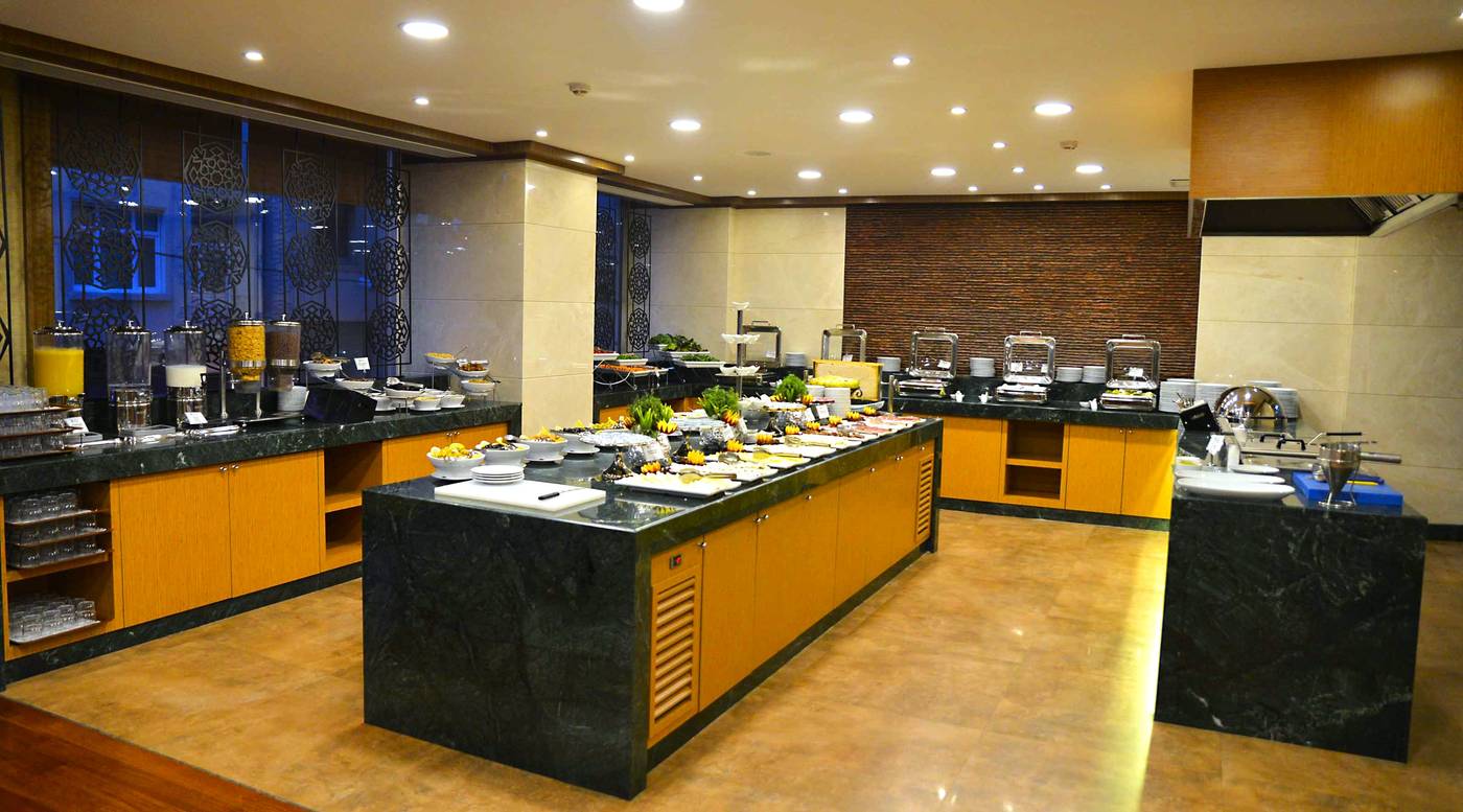 The-Greenpark-Hotel-Taksim-Restaurant-13