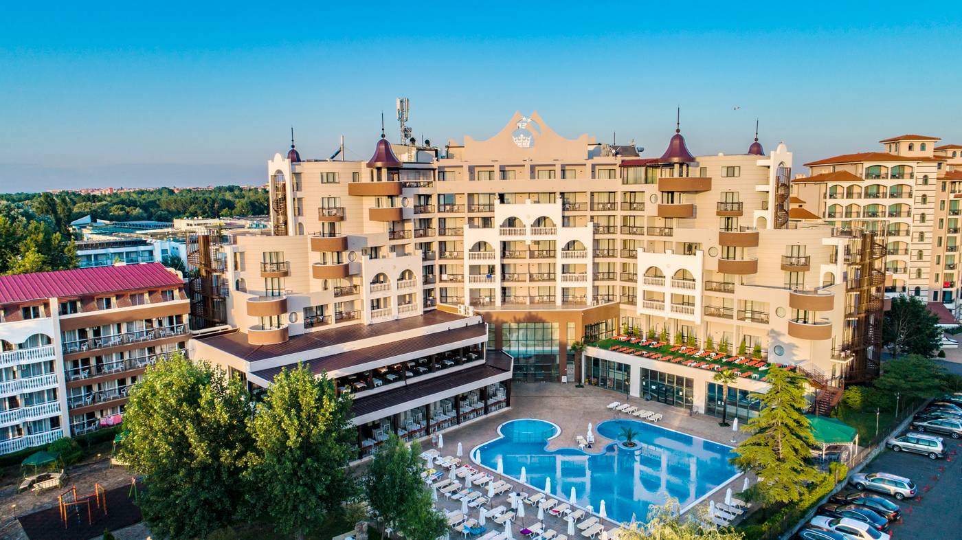 HI-Hotels-Imperial-Resort-General-view-11