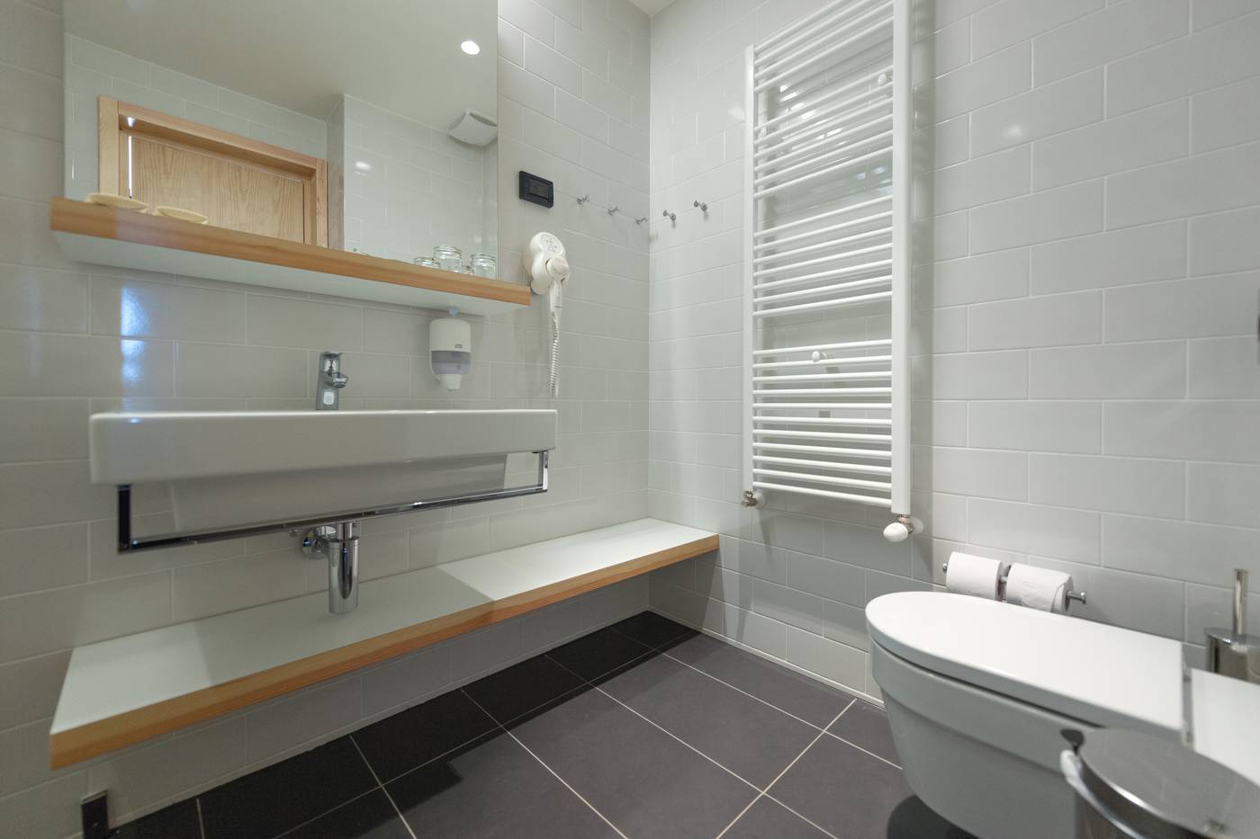 Maistra-Select-Amarin-Resort-Room-42