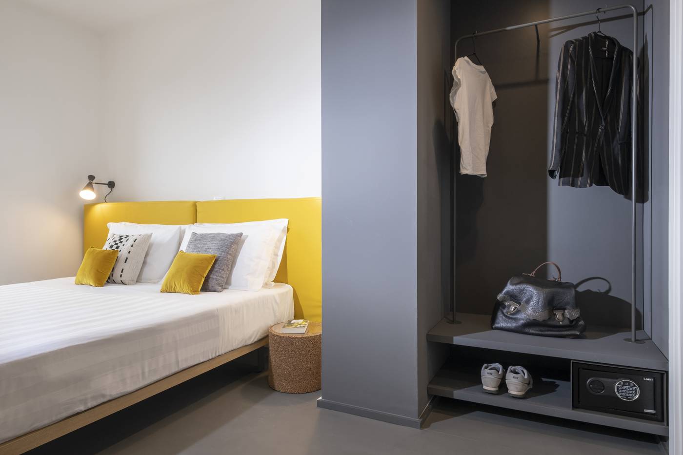 Camplus-Hotel-Roma-Centro-Room-15