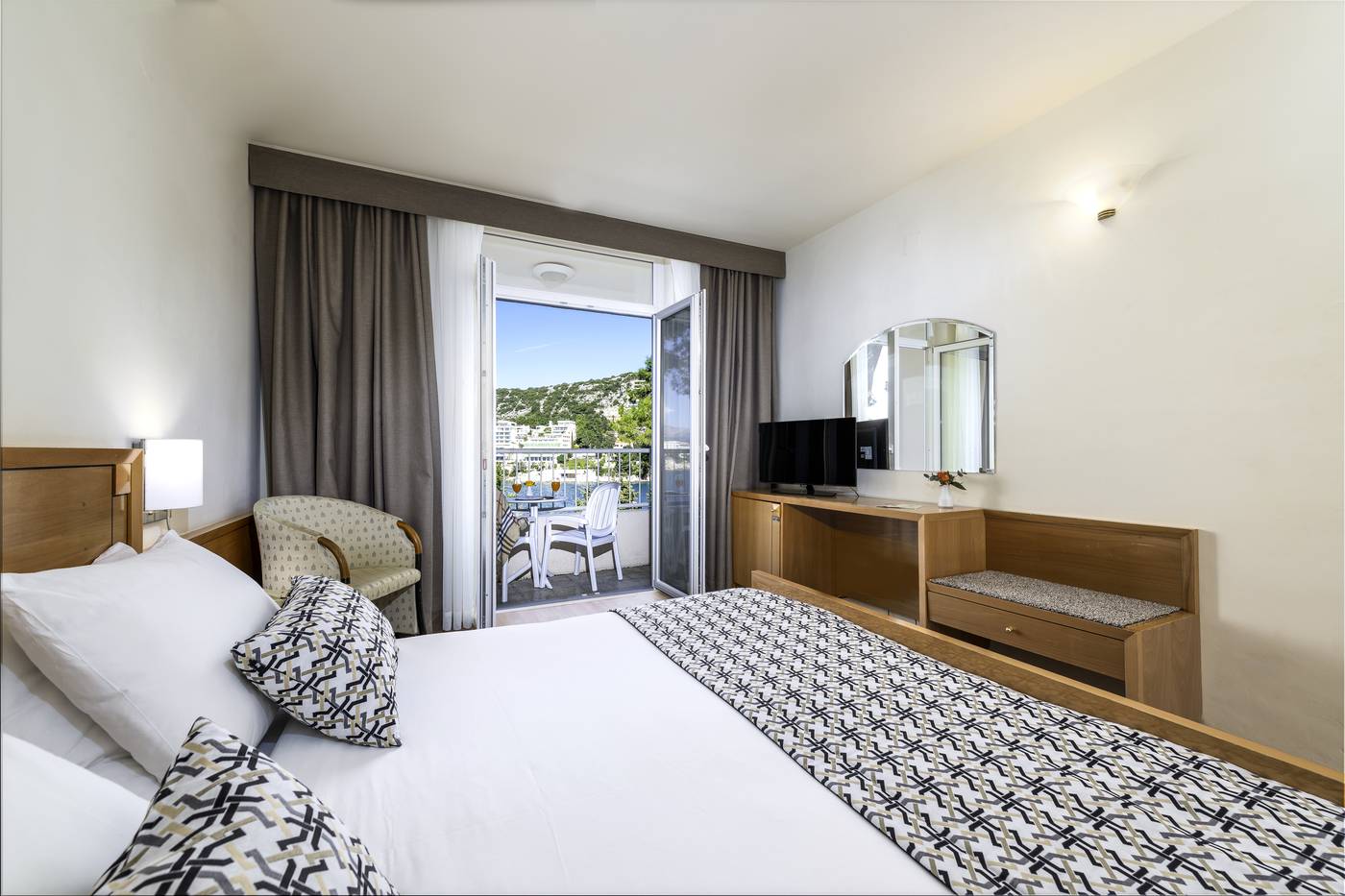 Hotel-Splendid-Room-14