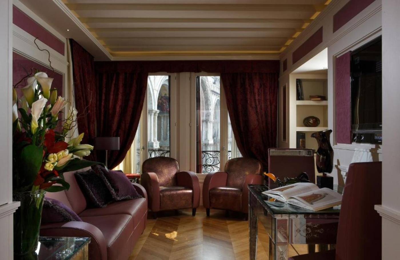 Canaletto-Suites-Room-9