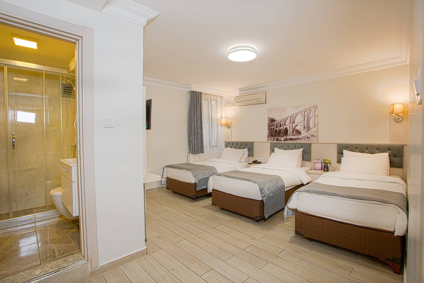 Sim-Hotel-Istanbul-Room-5