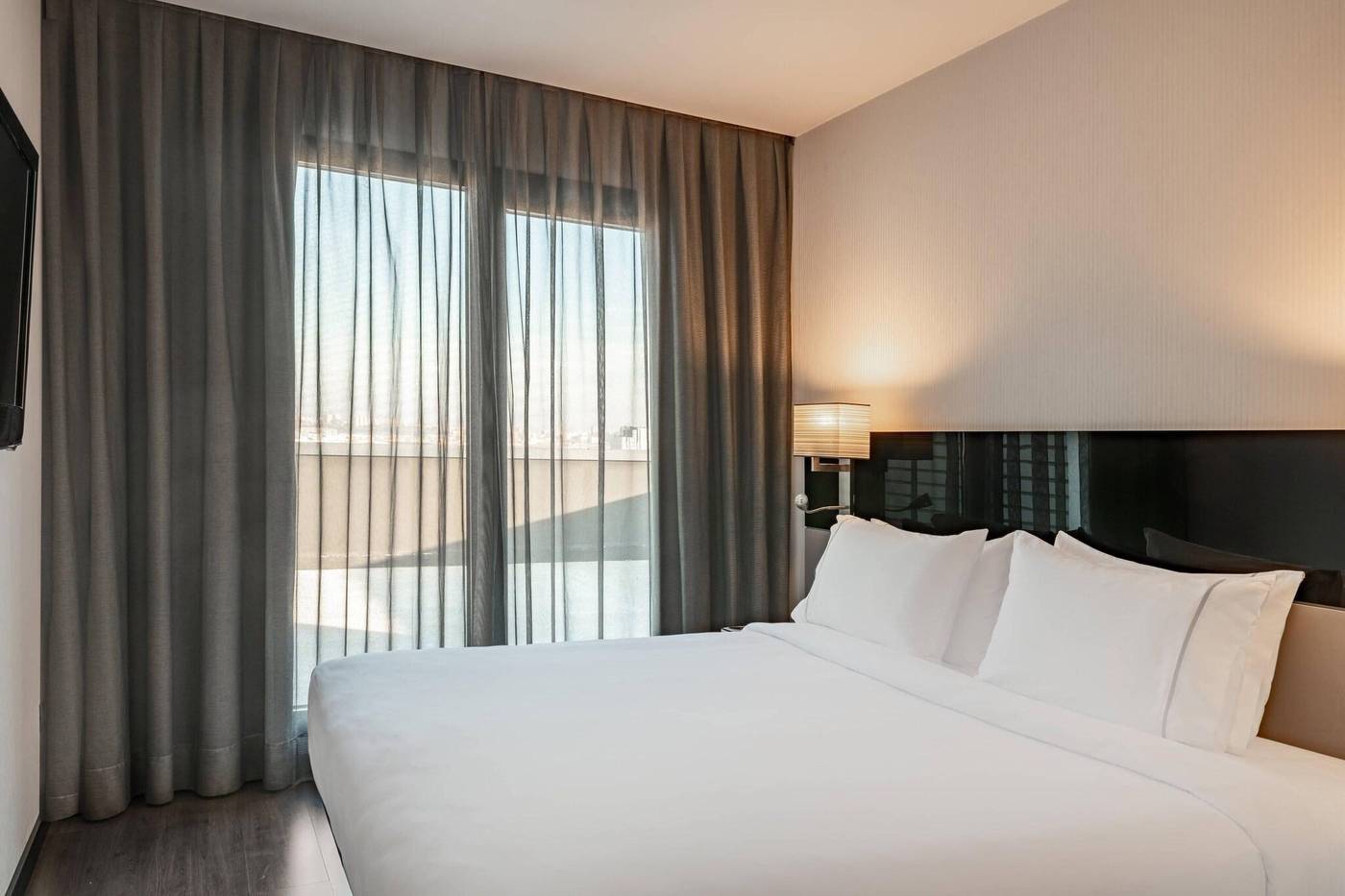 AC-Madrid-Atocha-Room-26