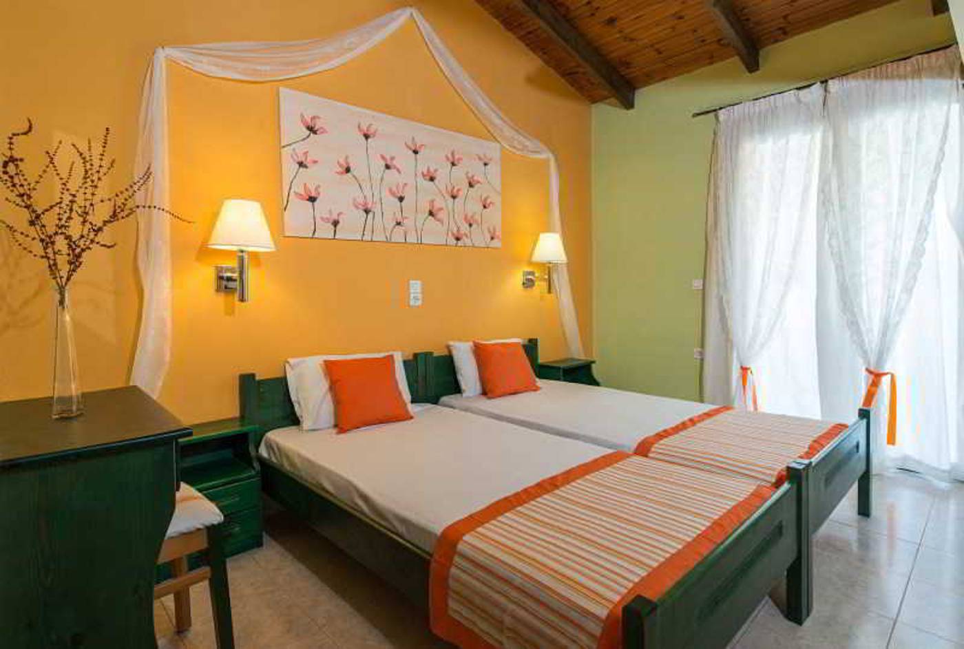 Two-Brothers-Studios-Room-11