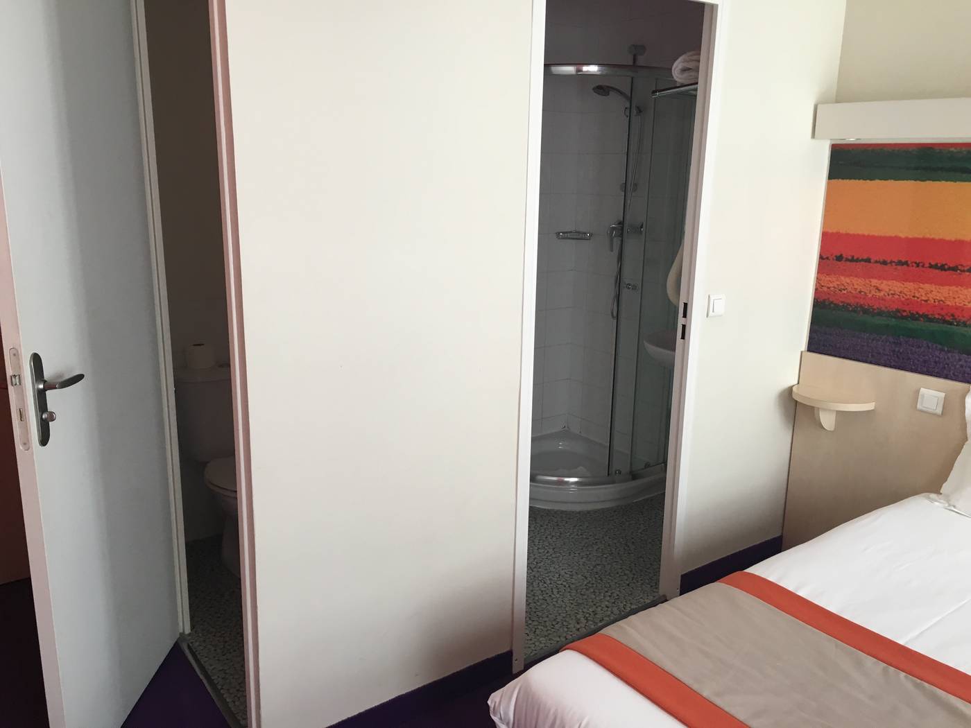 Comfort-Hotel-Paris-La-Fayette-Room-16