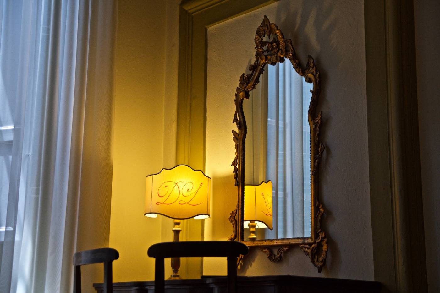 Hotel-La-Luna-Room-8