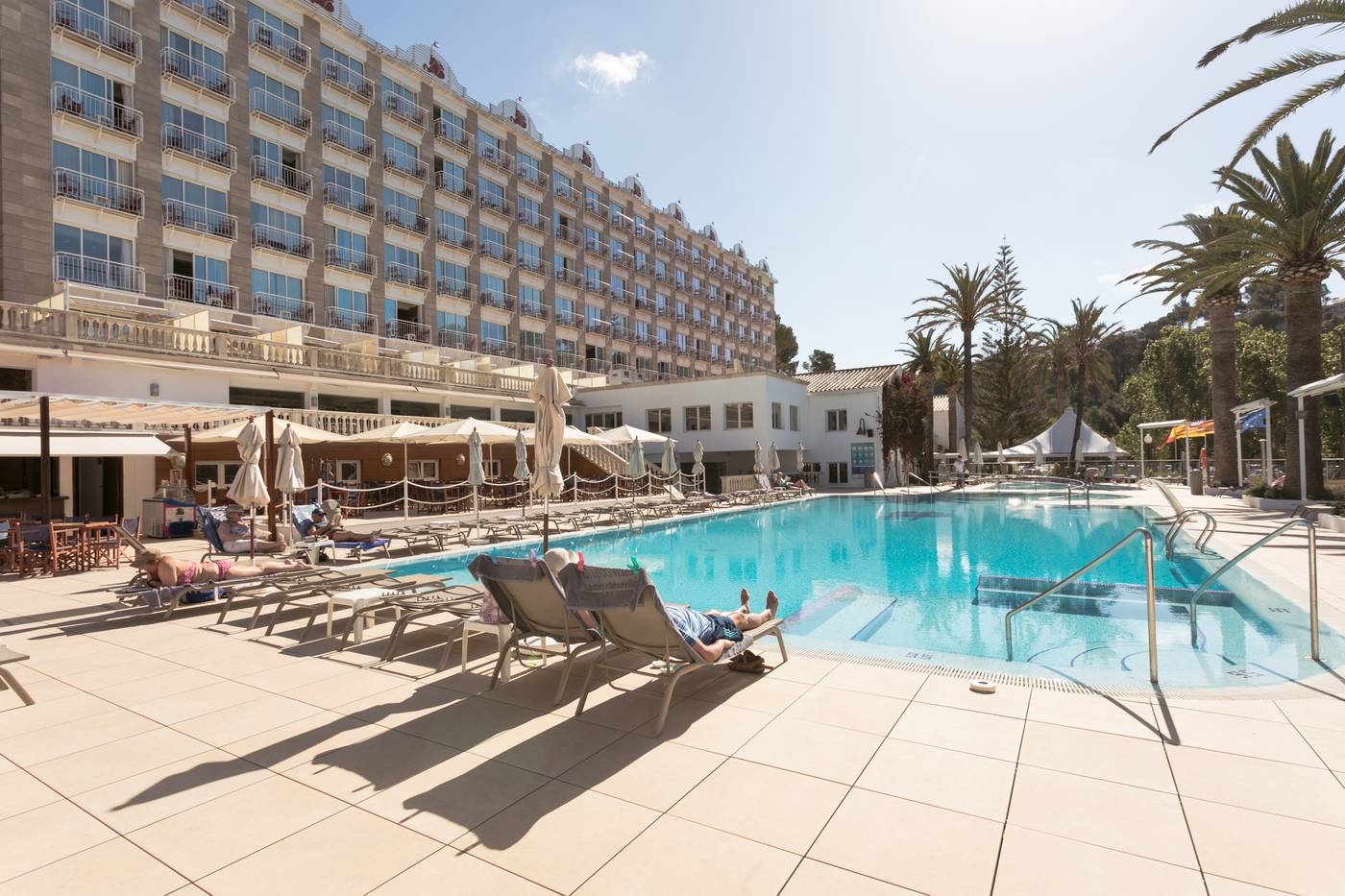 Minura-Cala-Galdana---Apartamentos-D-Aljandar-Pool-2