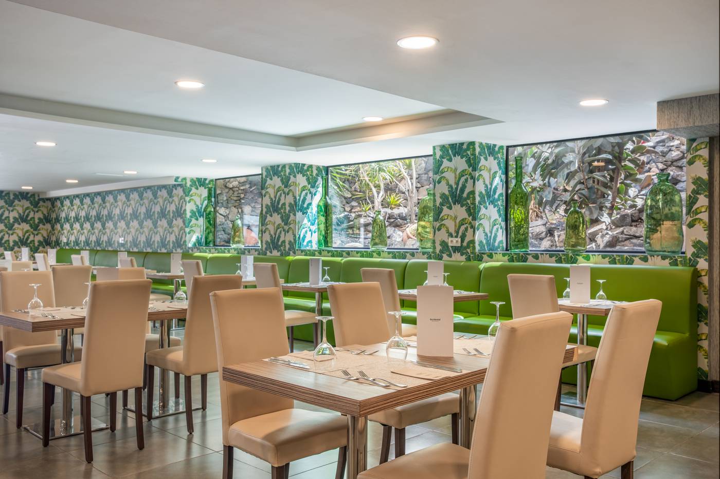 Occidental-Roca-Negra---Adults-Only-Restaurant-40