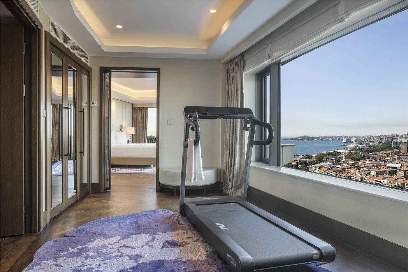 Conrad-Istanbul-Bosphorus-Room-92