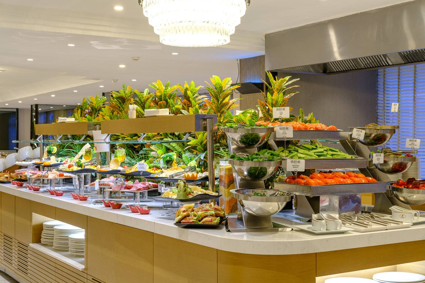 Golden-Age-Restaurant-43