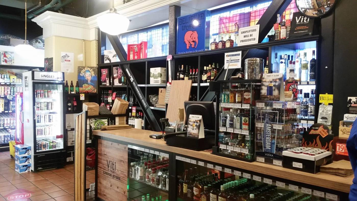 The-Met-New-Westminster-Sports-and-Entertainment-13