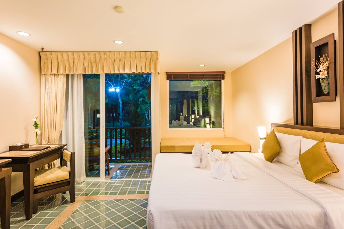 Duangjitt-Resort-Room-40