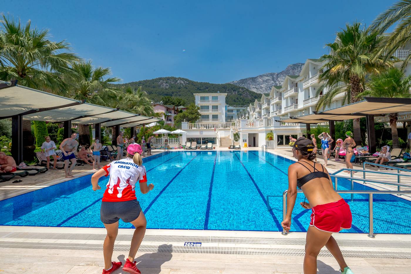 Onkel-Resort-Pool-20