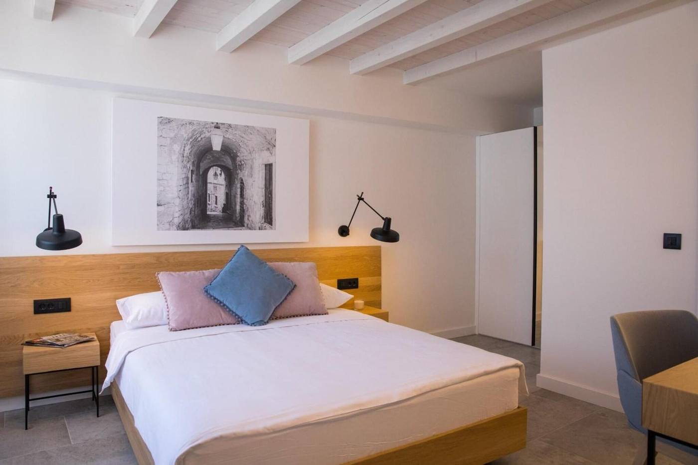 Bova-Luxury-Rooms-Room-14