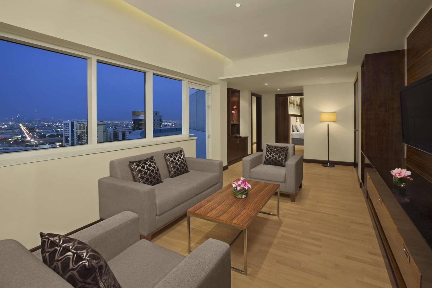 DoubleTree-by-Hilton-Hotel---Residences-Dubai-Room-14