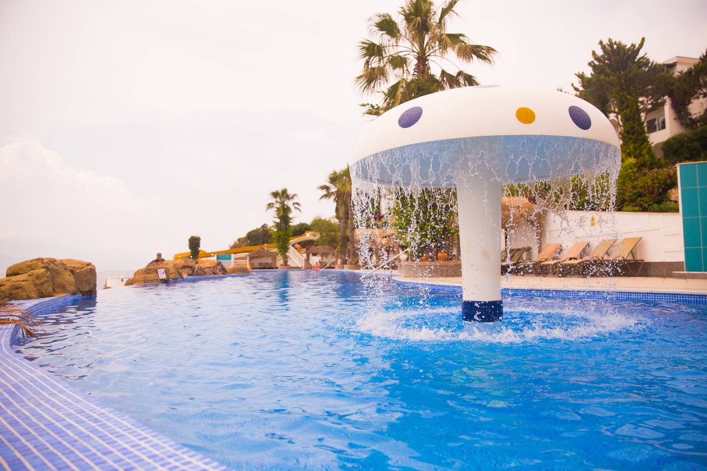Kadikale-Resort-Spa-Pool-12