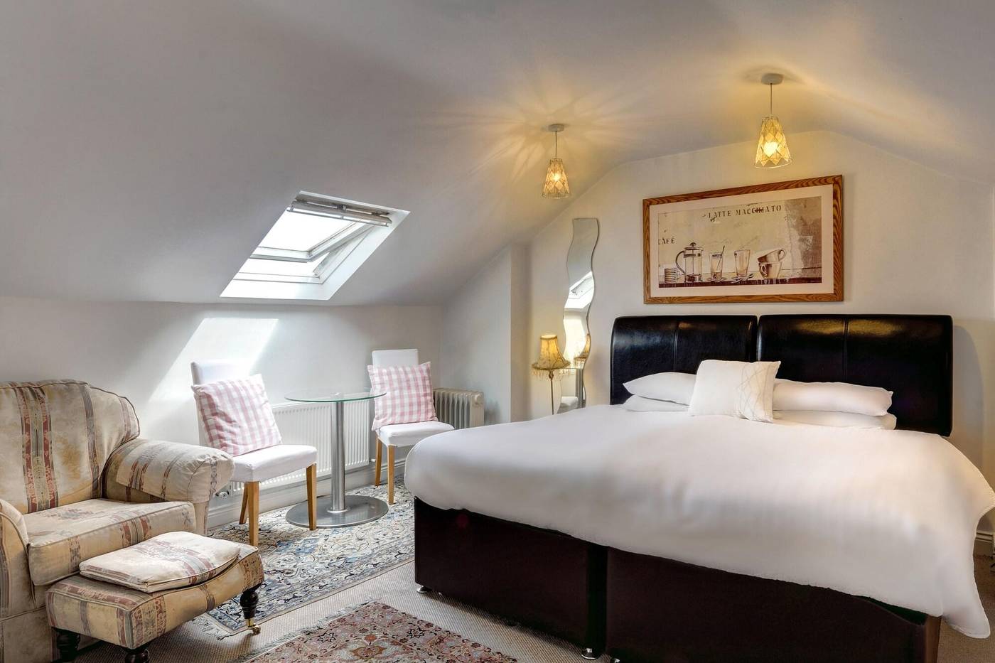 St--Aiden-s-Guesthouse-Room-12