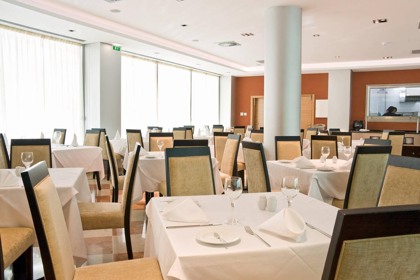 Montegordo-Hotel-Apartamentos---Spa-Restaurant-11