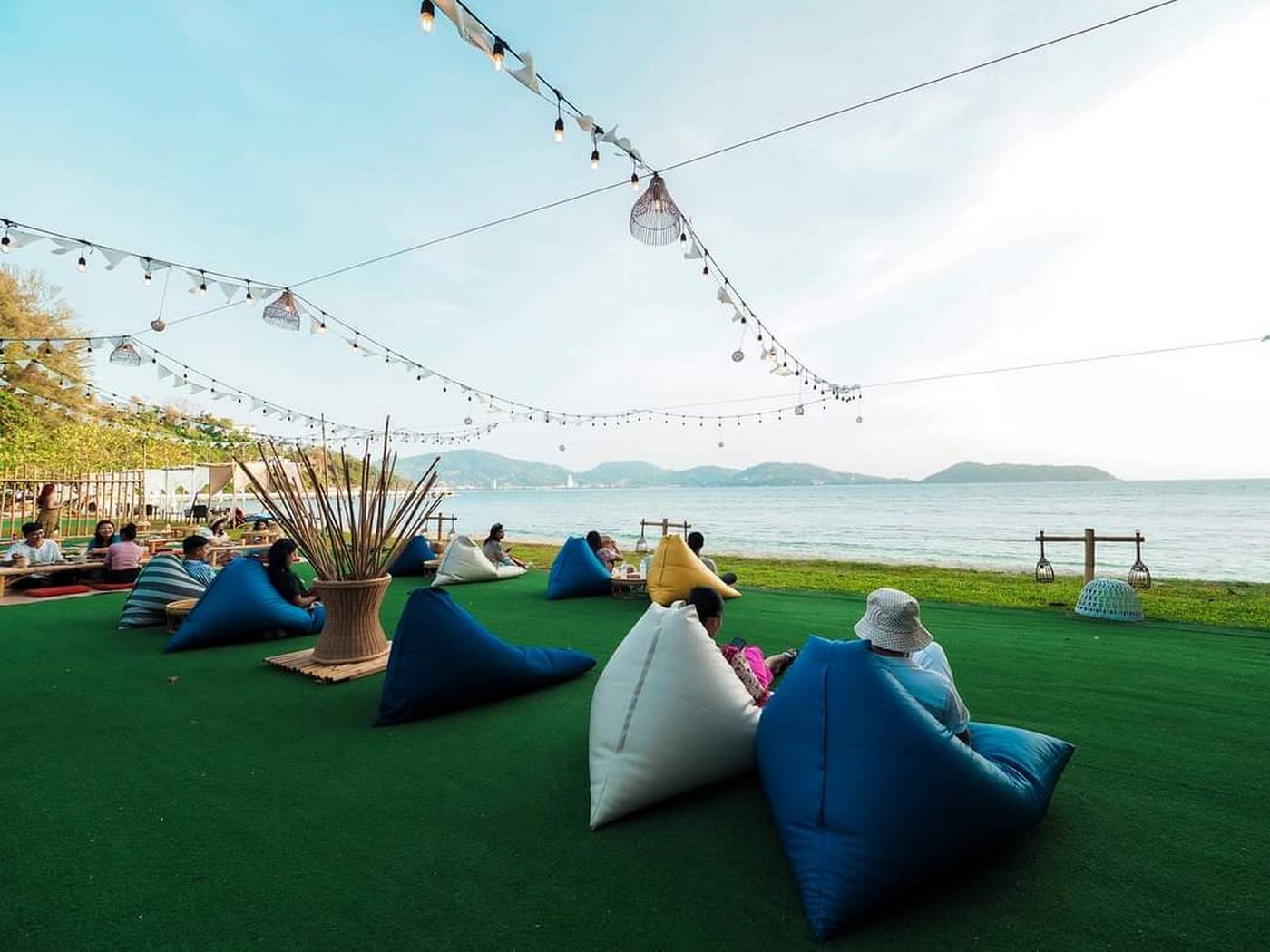 Thavorn-Beach-Village---Spa-Sports-and-Entertainment-39