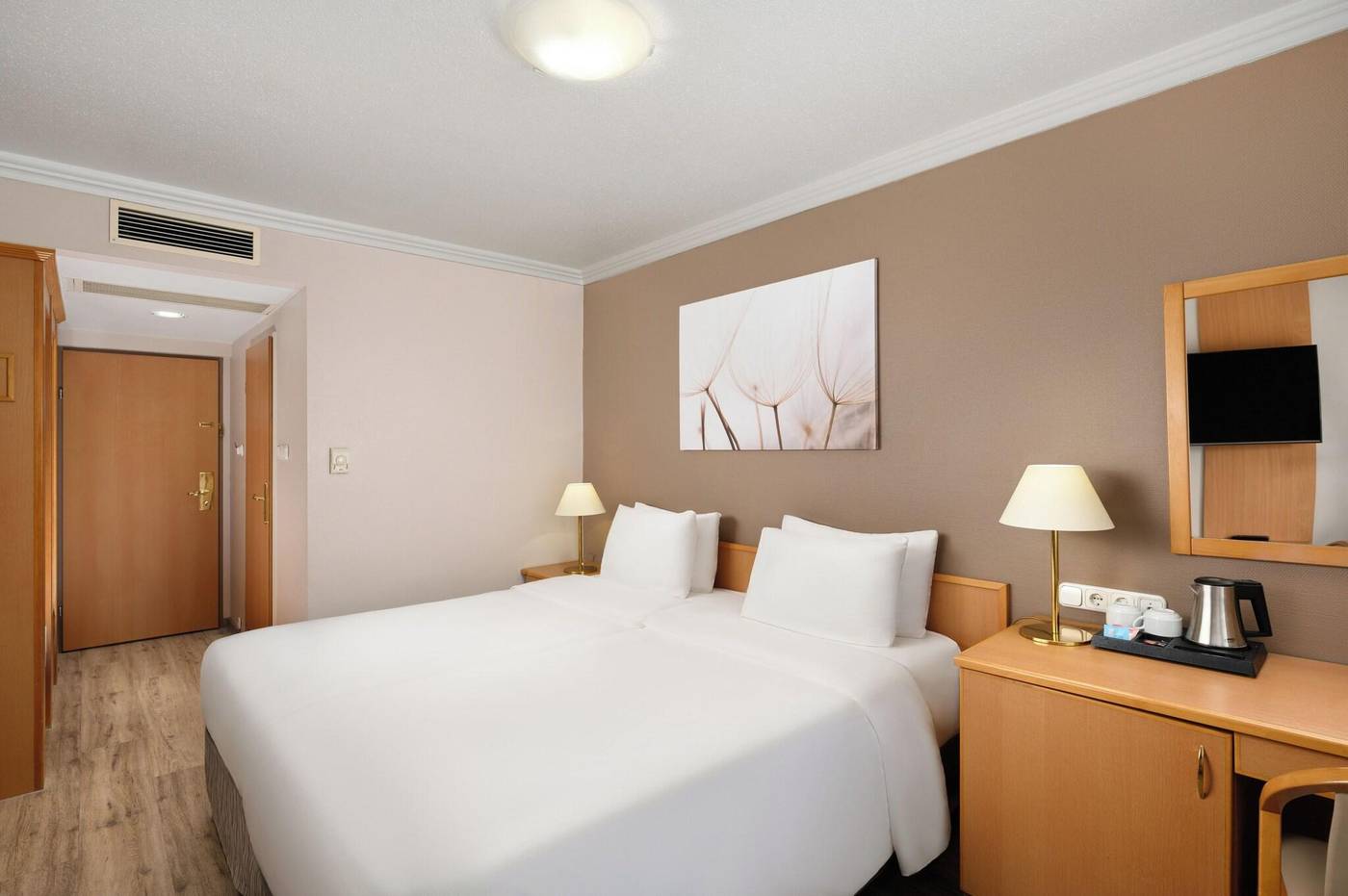 Danubius-Hotel-Arena-Room-30