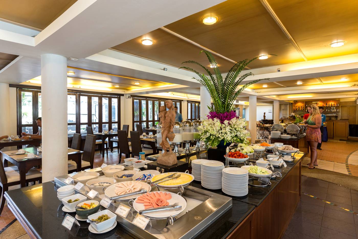 Thara-Patong-Beach-Resort-Restaurant-52