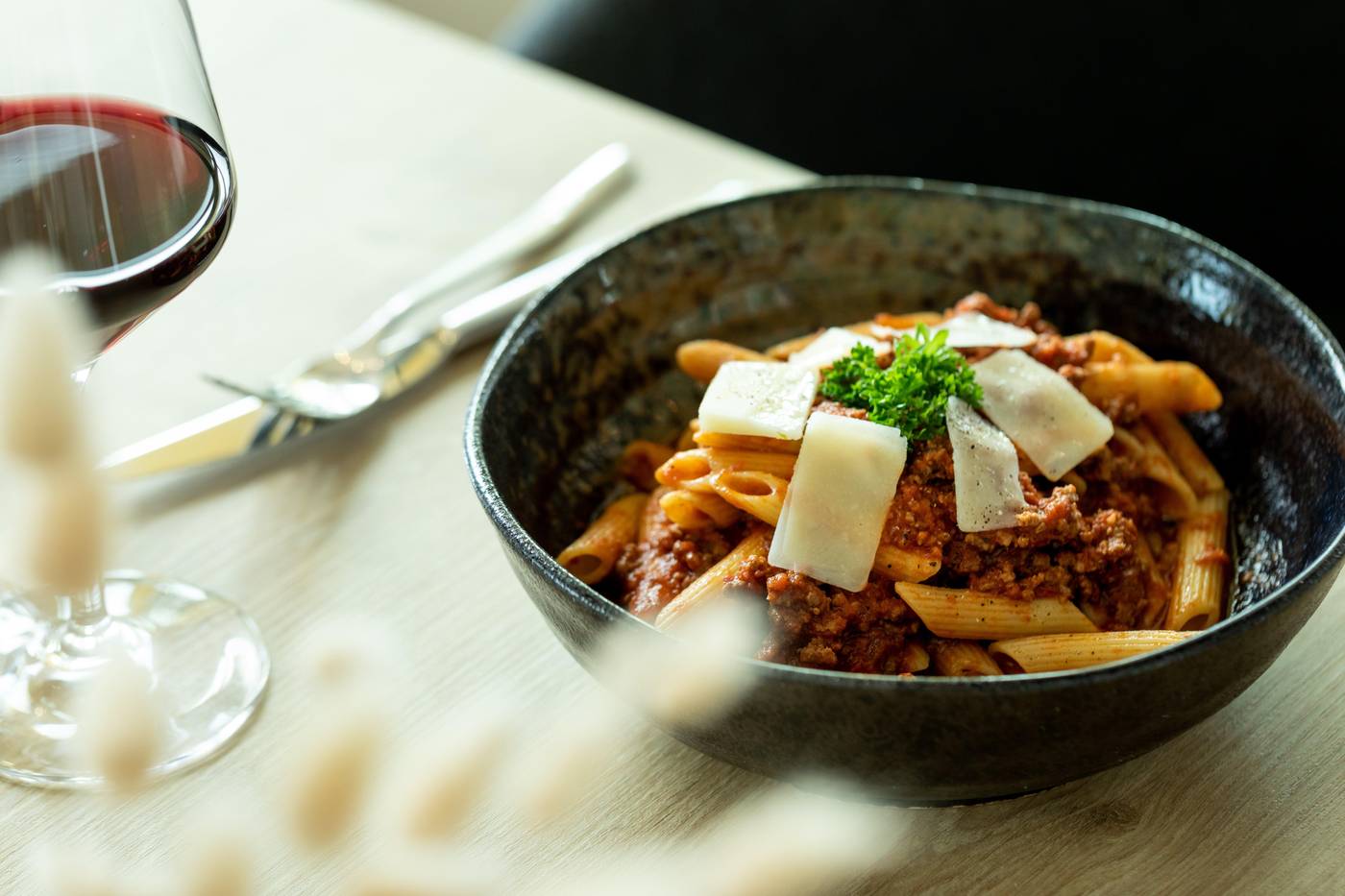 Holiday-Inn-Express-Amsterdam---North-Riverside-Restaurant-38