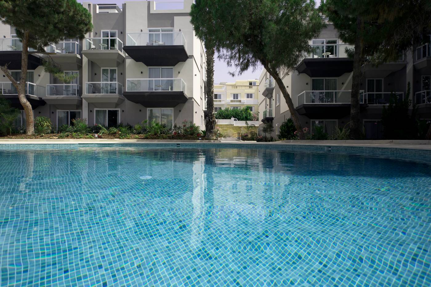 Urban-Valley-Resort---Spa-Pool-12