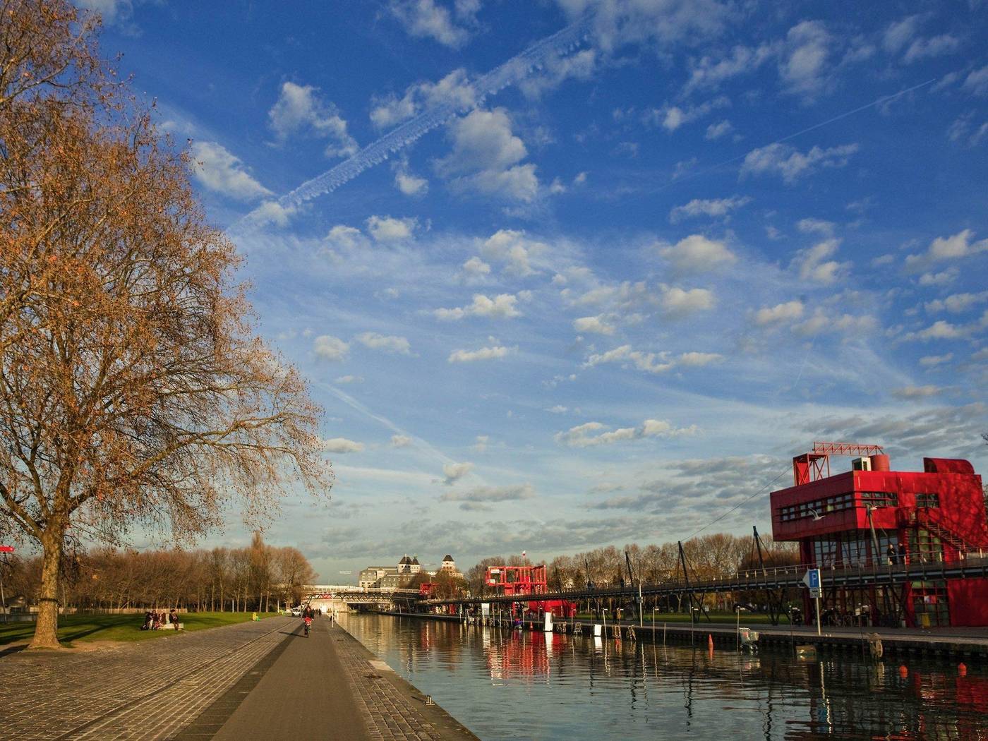 Hotel-Mercure-Paris-Porte-de-Pantin-General-view-58