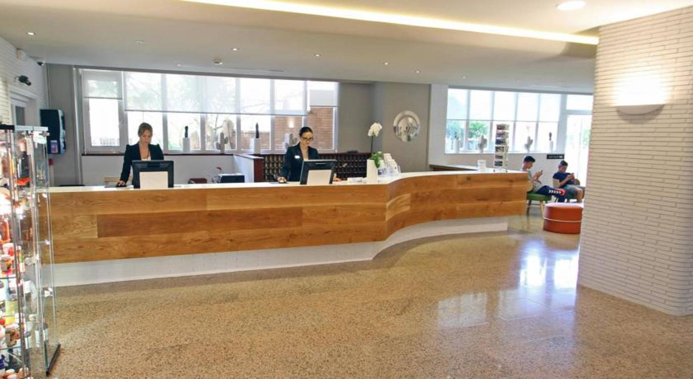 Prestige-Sant-Marc-Lobby-54