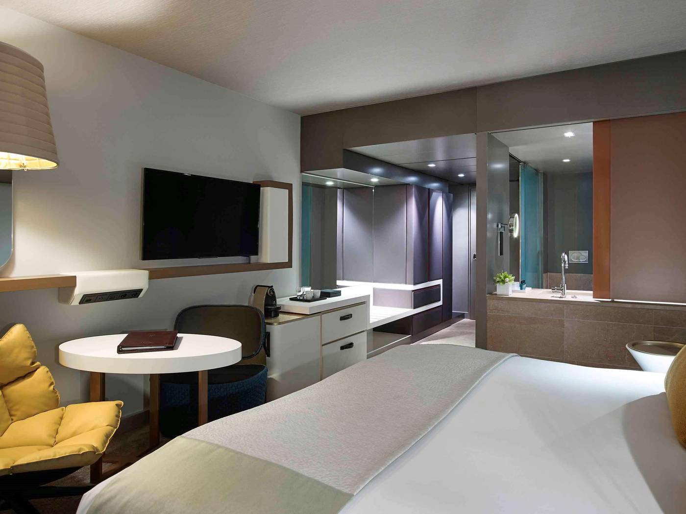 Sofitel-Munich-Bayerpost-Room-42